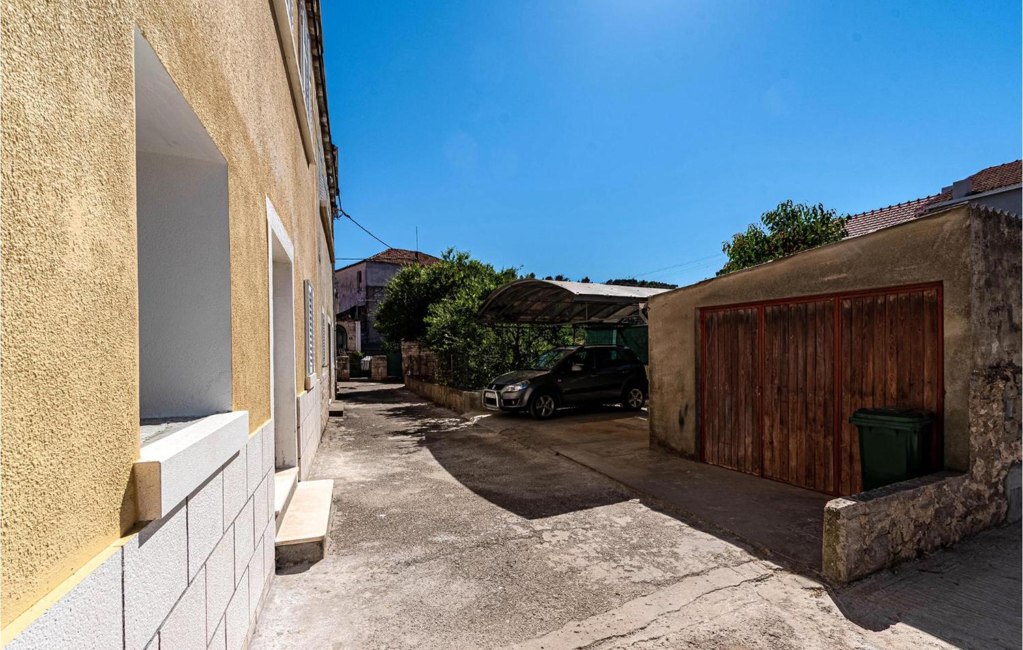 Beautiful Apartment In Vela Luka With Wifi Exterior foto